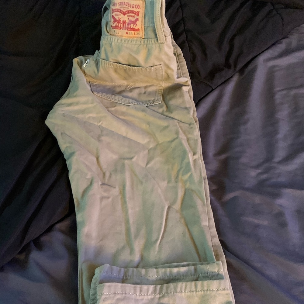 Men’s Levi’s pants